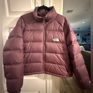 The North Face Women's Hydrenalite Cropped Puffer Jacket